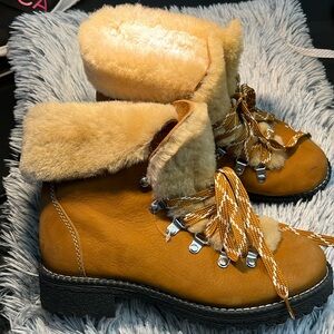 Cozy brown booties